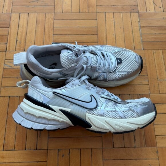 Nike V2K Run - Picture 5 of 11